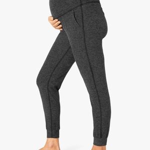 Beyond Yoga Spacedye Beyond the Bump Maternity Midi Jogger, Color:Black-Charcoal